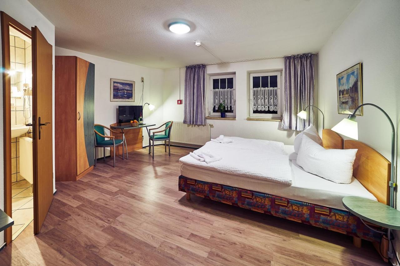 Hotel Gasthof Zum Baren Gernrode  Zewnętrze zdjęcie