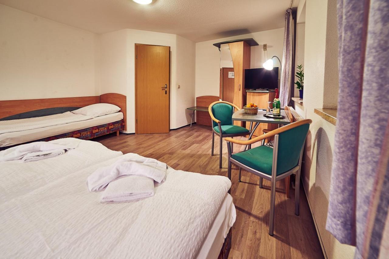 Hotel Gasthof Zum Baren Gernrode  Zewnętrze zdjęcie